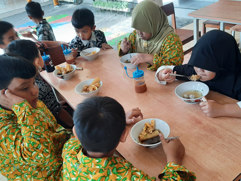 Penyajian Higienis oleh Pengelola Tenant